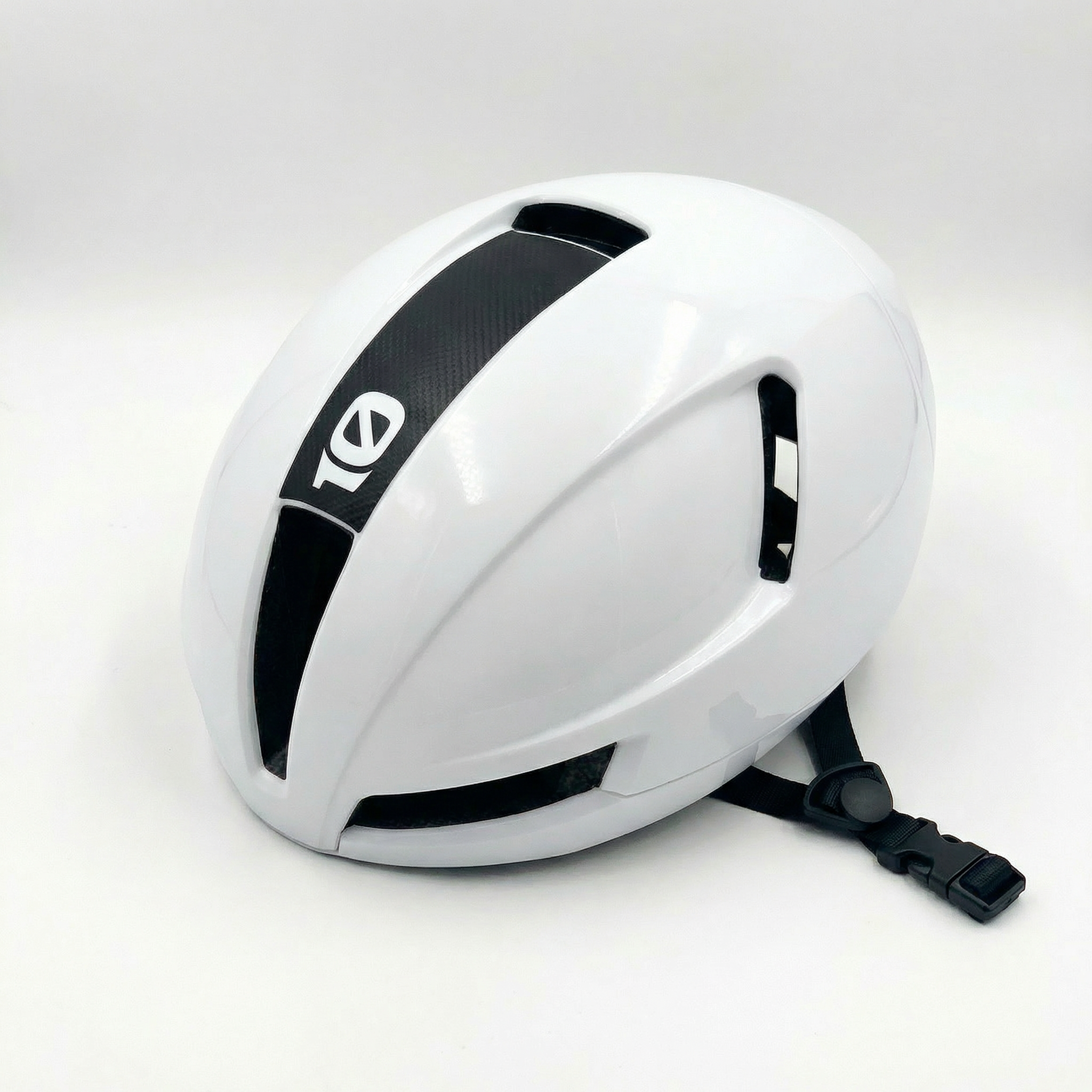 Saturno White